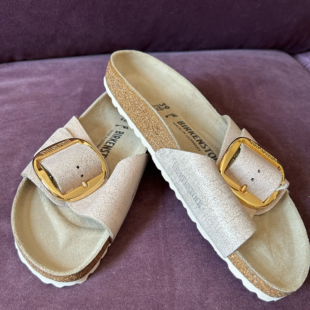 NWT Birkenstock Big Buckle Rose Gold Madrid 39